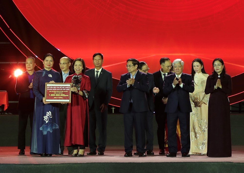 Đoàn kết, một lòng hướng về miền Trung – Tây Nguyên - ảnh 5