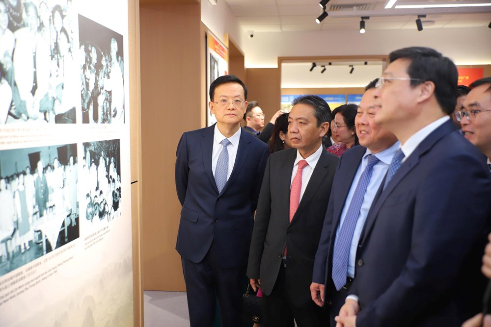 Khai mạc Tuần lễ Văn hoá – Du lịch – Khoa học và công nghệ Quảng Tây tại Hà Nội - ảnh 6