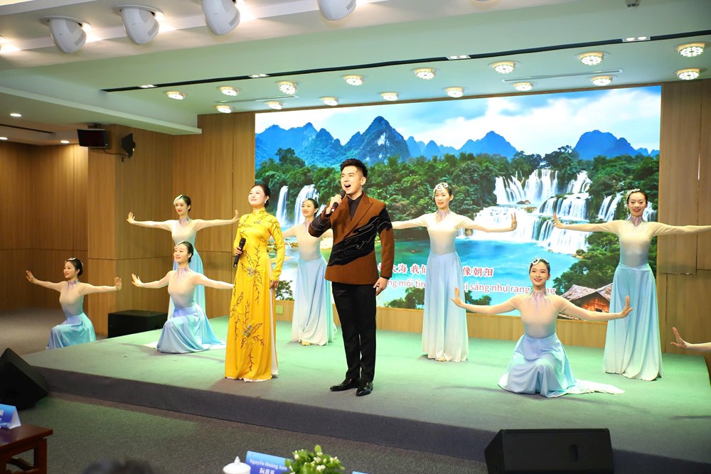 Khai mạc Tuần lễ Văn hoá – Du lịch – Khoa học và công nghệ Quảng Tây tại Hà Nội - ảnh 5