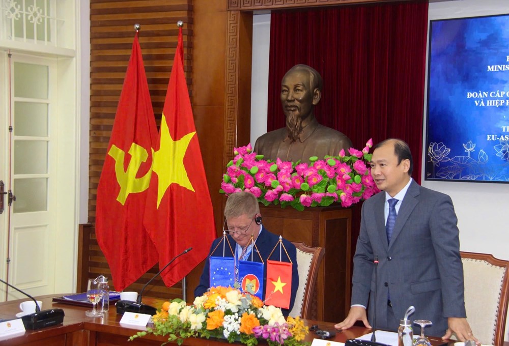 Thúc đẩy đối thoại với các doanh nghiệp châu Âu, mở rộng hợp tác phát triển du lịch - ảnh 1