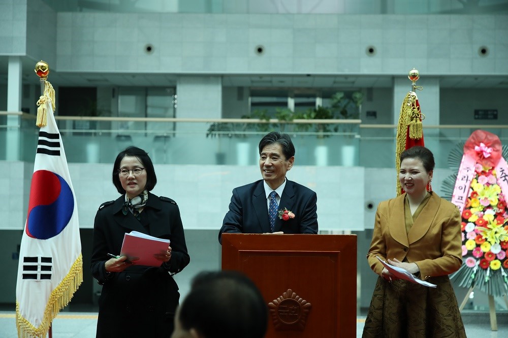 Tái hiện hình ảnh Chủ tịch Hồ Chí Minh qua điêu khắc ánh sáng tại Hàn Quốc - ảnh 2