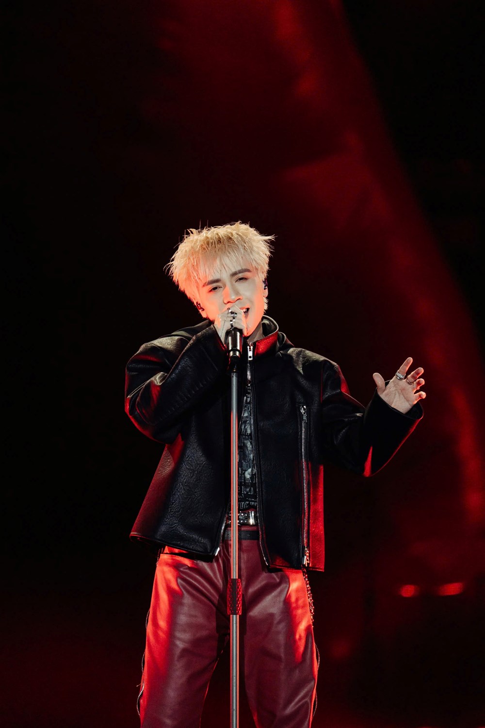 “Đông Concert”: Bùng nổ cảm xúc, giữ chân khán giả đến phút cuối cùng - ảnh 5