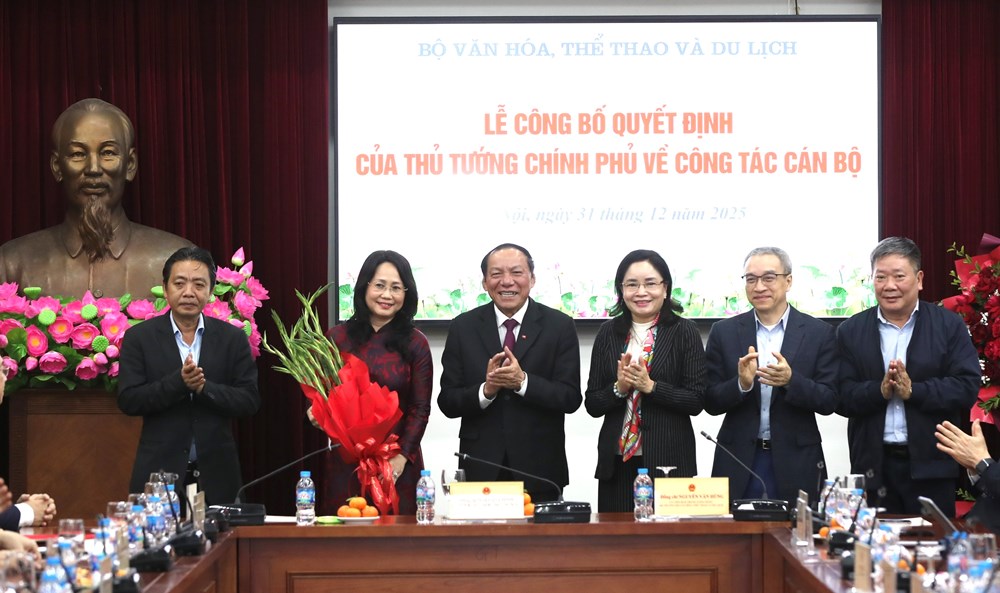 Phó Chánh Văn phòng Thường trực Văn phòng Trung ương Đảng Lâm Thị Phương Thanh giữ chức Thứ trưởng Thường trực Bộ VHTTDL - ảnh 4