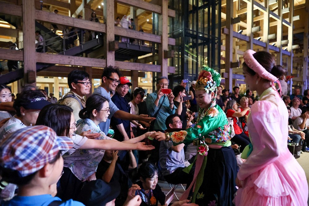 Văn hoá đối ngoại nổi lên như một trong những trụ cột hiệu quả về quan hệ quốc tế - ảnh 7