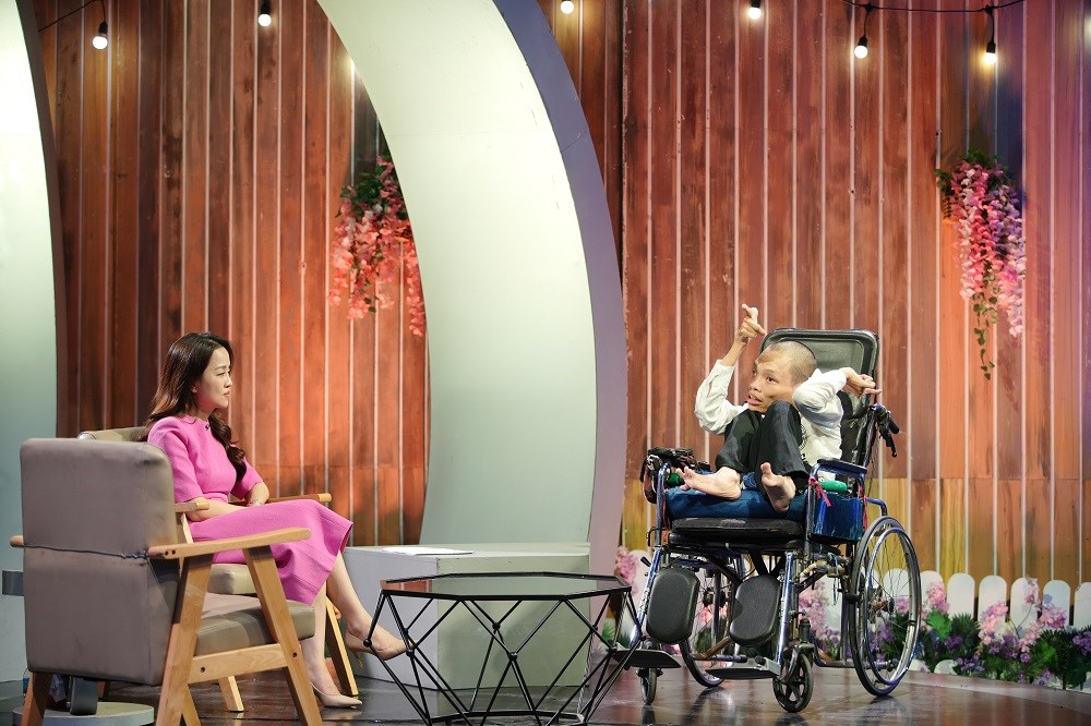 Người gieo hy vọng qua không gian đọc - ảnh 1