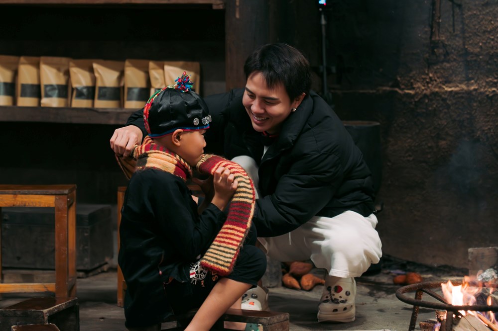 Tâm thế của những người con đi xa để trở về - ảnh 1