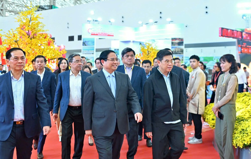 Thủ tướng Phạm Minh Chính dự tổng duyệt Lễ khai mạc Hội chợ mùa Xuân 2026 - ảnh 2