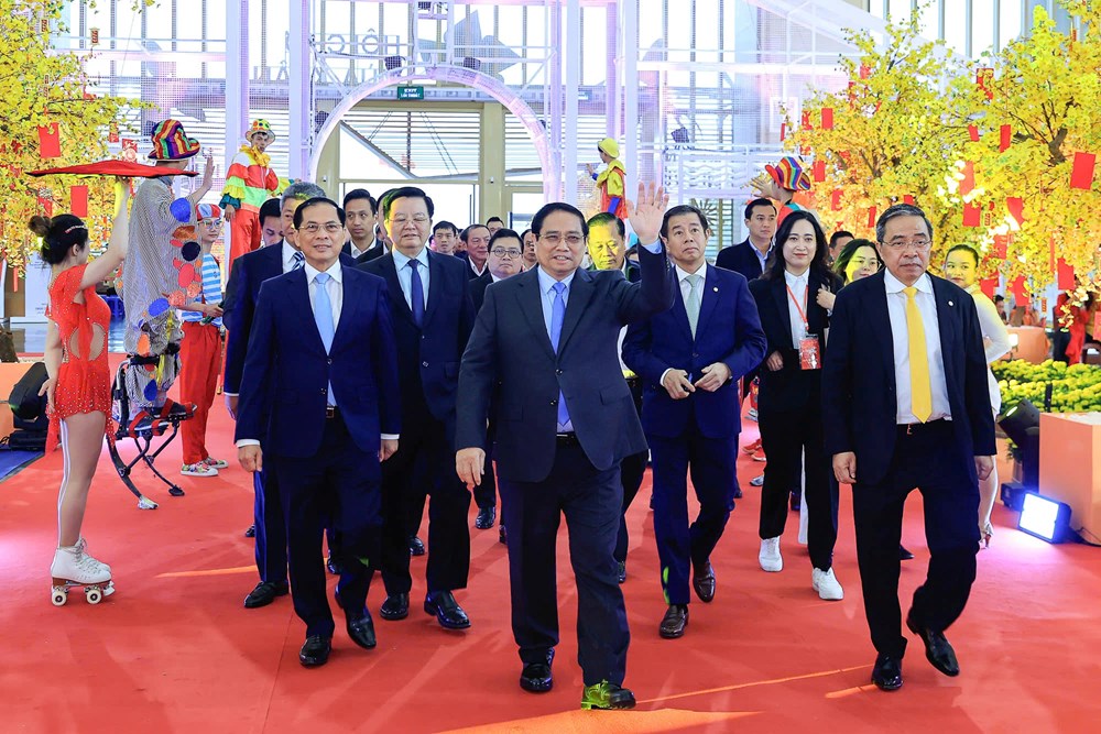 Hội chợ của bản sắc và khát vọng vươn mình - ảnh 1