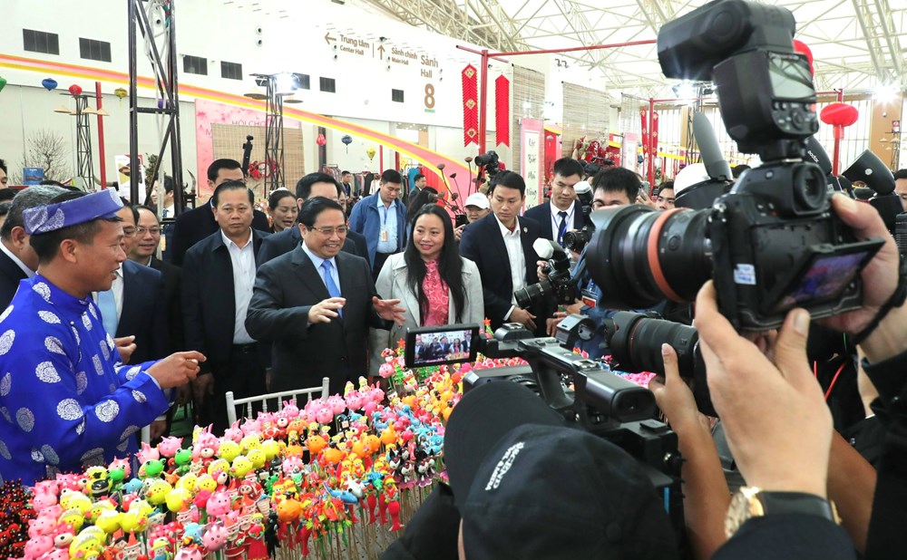 Hội chợ của bản sắc và khát vọng vươn mình - ảnh 6