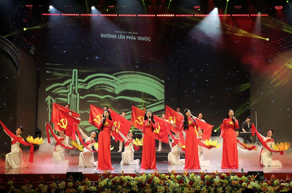 Thông điệp về niềm tin vững chắc vào tương lai tươi sáng của đất nước - ảnh 4