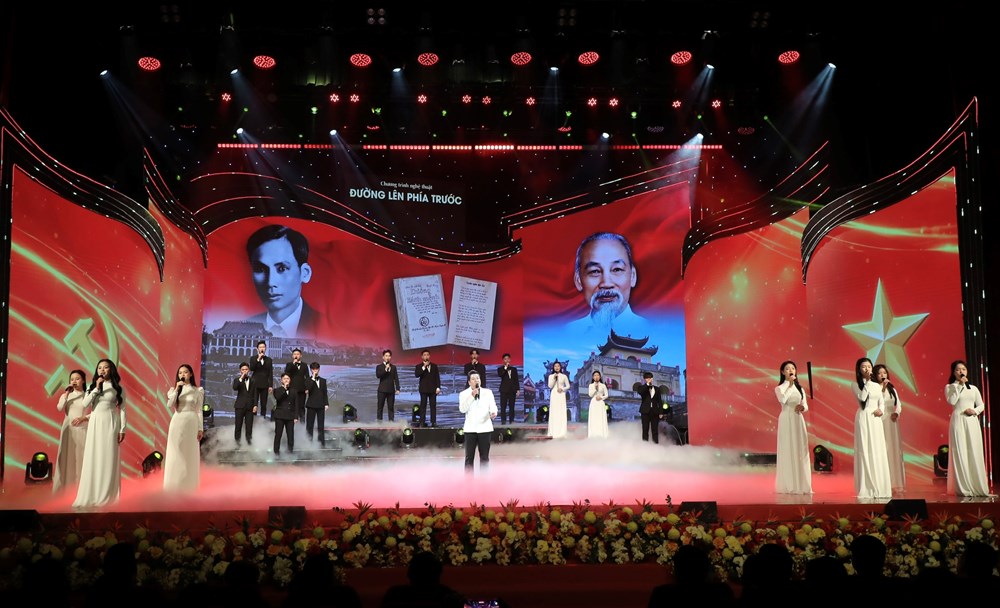 Thông điệp về niềm tin vững chắc vào tương lai tươi sáng của đất nước - ảnh 9