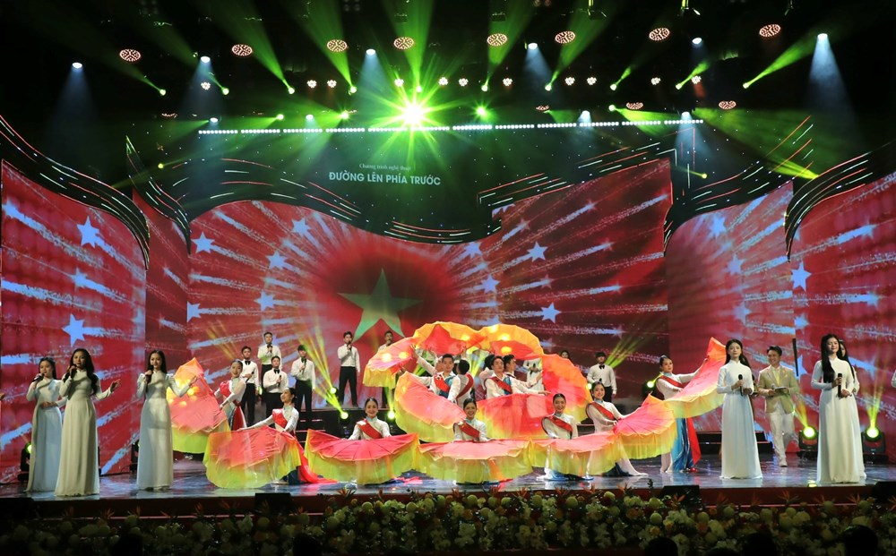 Thông điệp về niềm tin vững chắc vào tương lai tươi sáng của đất nước - ảnh 16