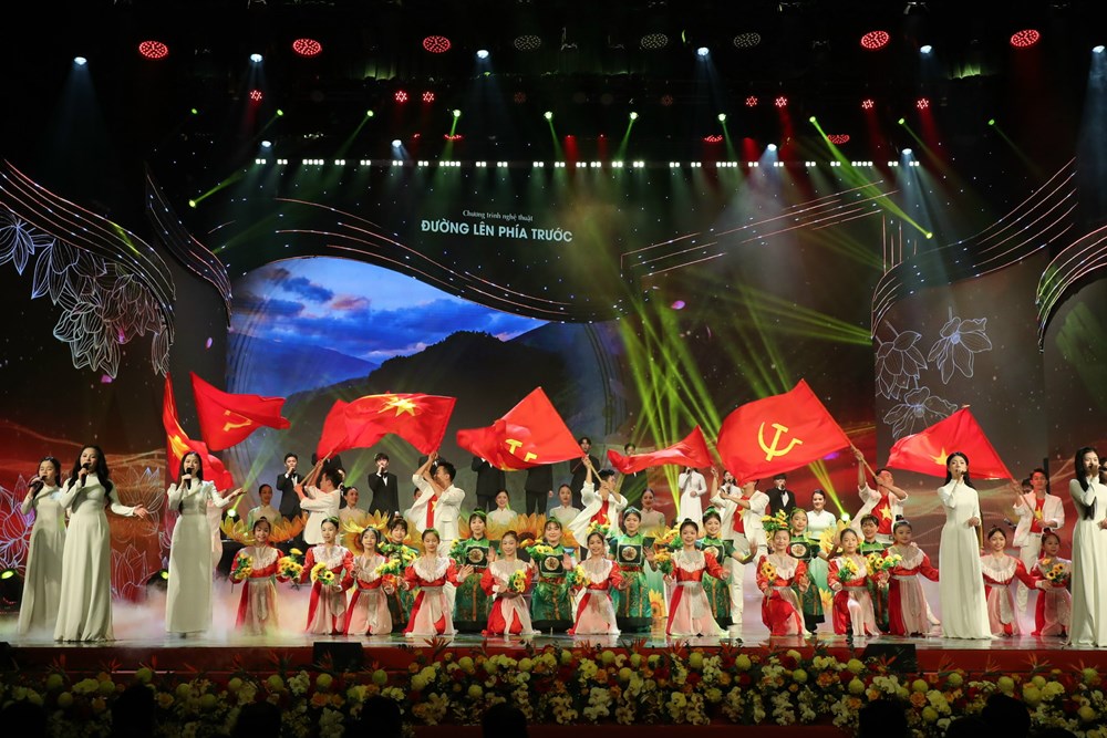 Thông điệp về niềm tin vững chắc vào tương lai tươi sáng của đất nước - ảnh 21