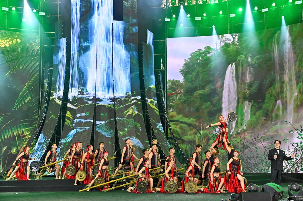 Tổng duyệt Lễ bế mạc Hội chợ mùa Xuân năm 2026 - ảnh 6