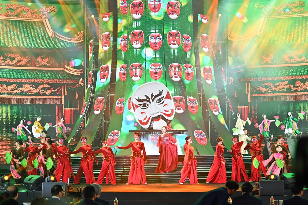 Nhịp cầu giao thoa văn hóa truyền thống với tư duy kinh tế hiện đại - ảnh 7