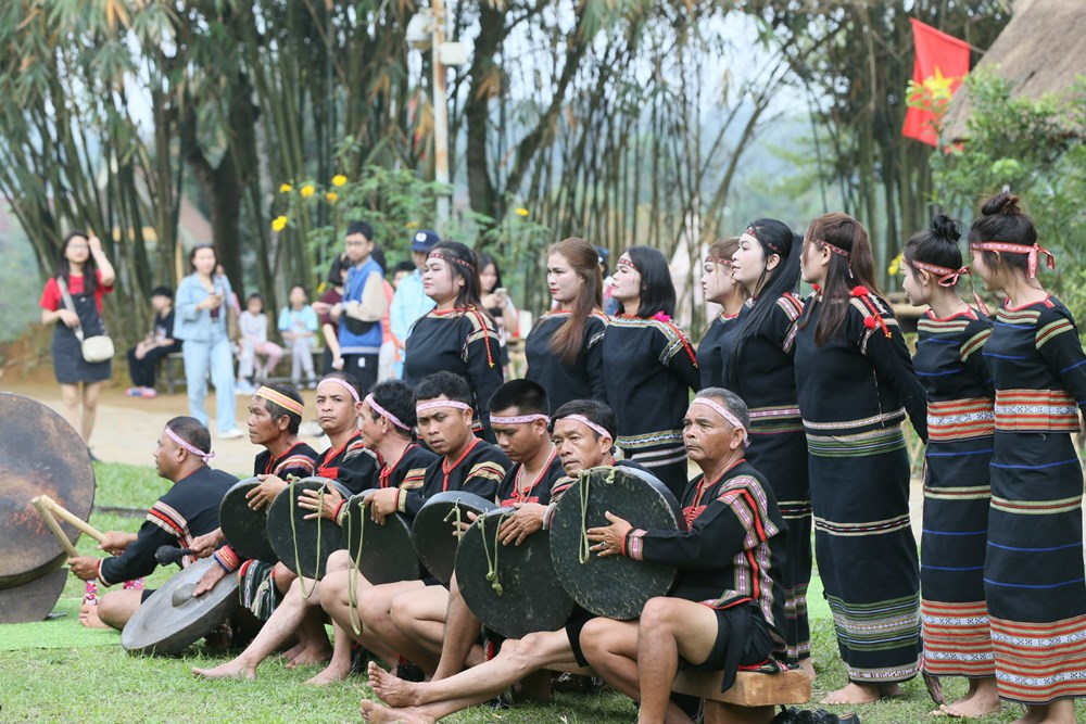 Ngày hội “Sắc xuân trên mọi miền Tổ quốc” 2026 lan tỏa tinh thần đại đoàn kết - ảnh 15