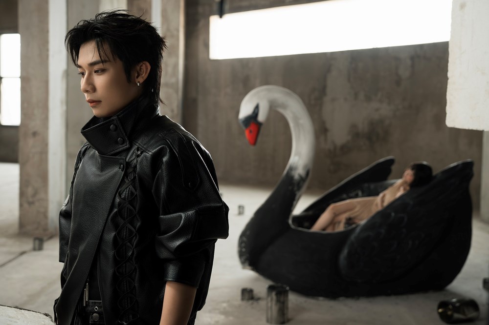 SWAN “chào sân” với MV đầu tay - ảnh 1