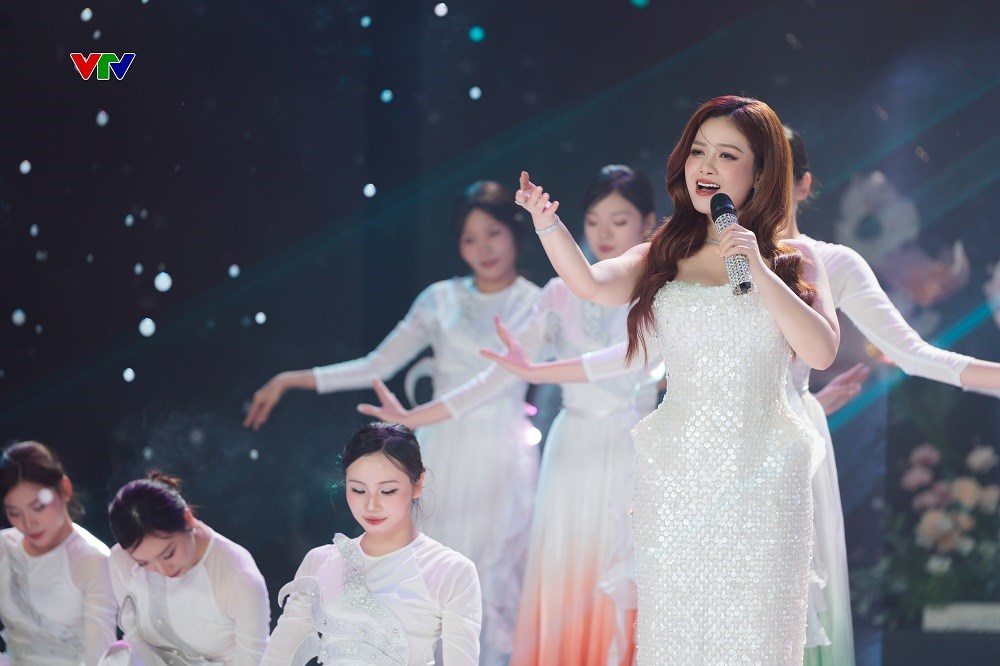 Có gì hấp dẫn trong Táo quân “trái mùa” lên sóng tối nay? - ảnh 3