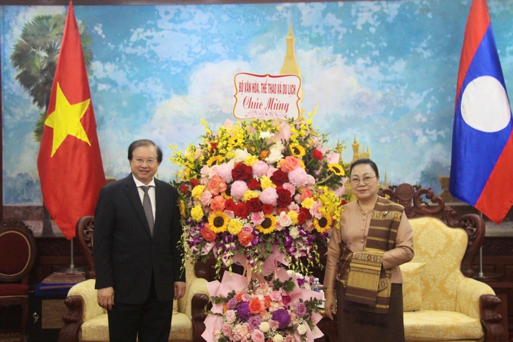 Thứ trưởng Tạ Quang Đông chúc Tết cổ truyền Bunpimay Lào năm Phật lịch 2569 - ảnh 1