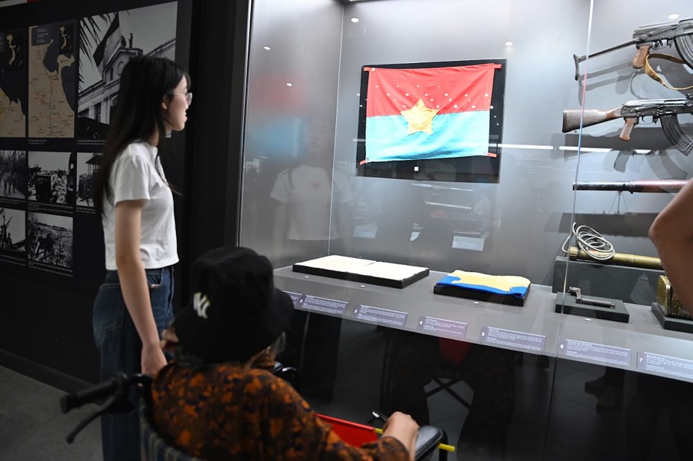 Ngược thời gian về với những “nhân chứng” lịch sử tại Bảo tàng Lịch sử Quân sự - ảnh 11