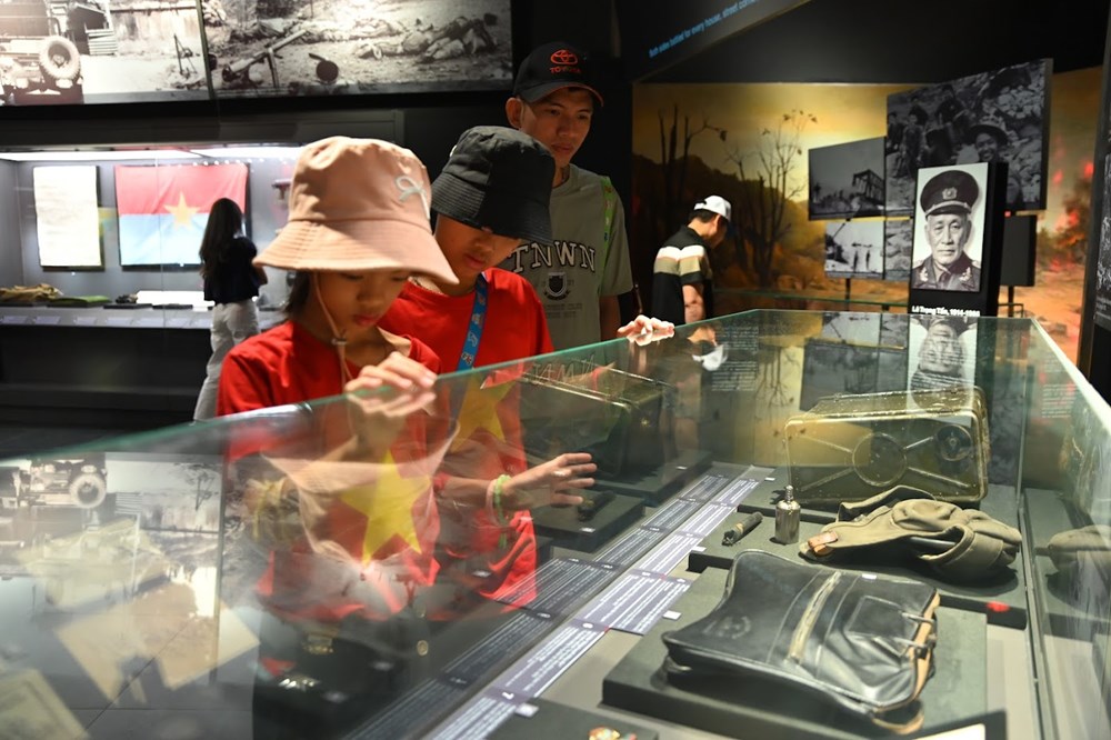 Ngược thời gian về với những “nhân chứng” lịch sử tại Bảo tàng Lịch sử Quân sự - ảnh 12