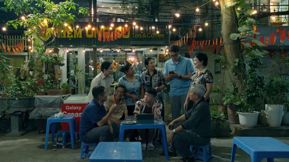Ngọc Huyền ngại ngùng vì cảnh hôn bất ngờ với Du Ka  - ảnh 2