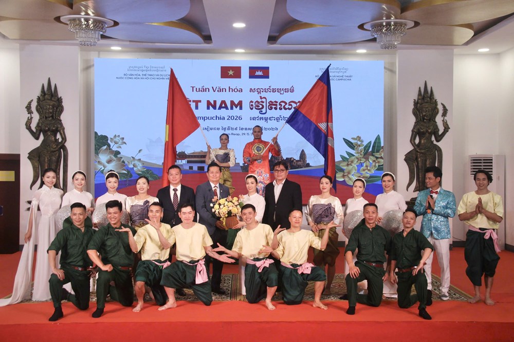 Xiếc Việt thăng hoa cùng sắc màu văn hóa dân tộc tại Siem Reap - ảnh 15