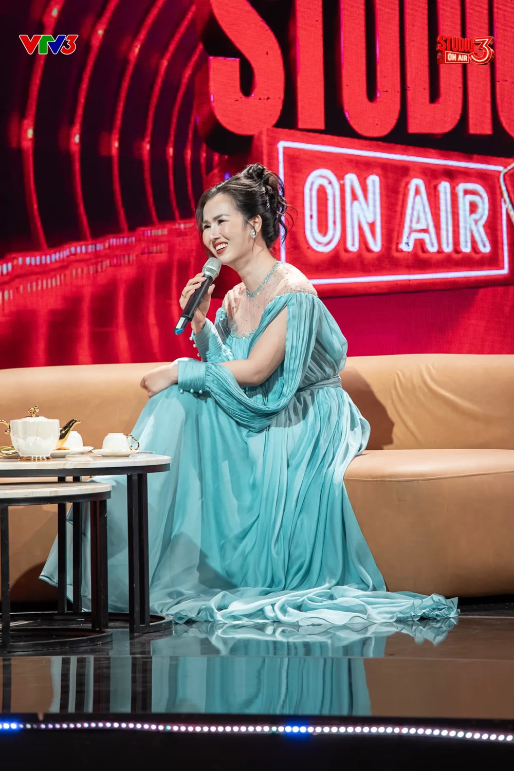 Võ Hạ Trâm lan tỏa sắc màu đa văn hóa trong số khép lại mùa đầu của “Studio 3” - ảnh 2