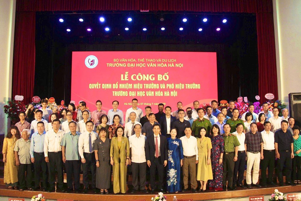 Công bố quyết định bổ nhiệm Hiệu trưởng và Phó Hiệu trưởng Trường Đại học Văn hóa Hà Nội - ảnh 8