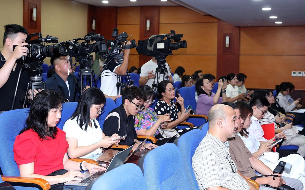 Phát động cuộc thi “Sáng tác mẫu biểu trưng Năm APEC 2027” - ảnh 5