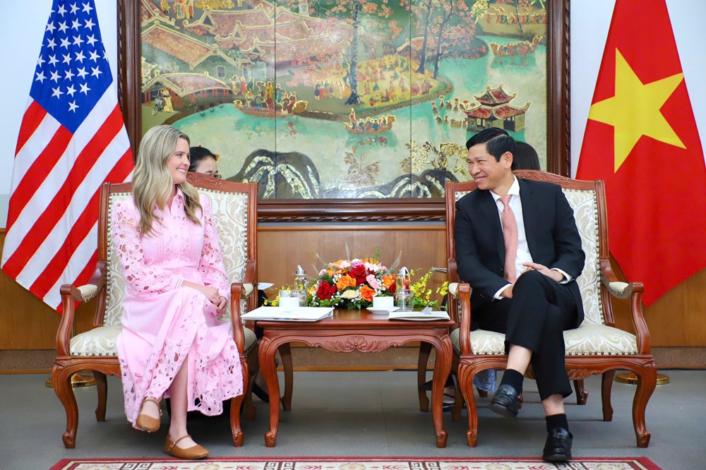 Việt Nam - Hoa Kỳ thúc đẩy hợp tác văn hóa, giao lưu nhân dân - ảnh 1