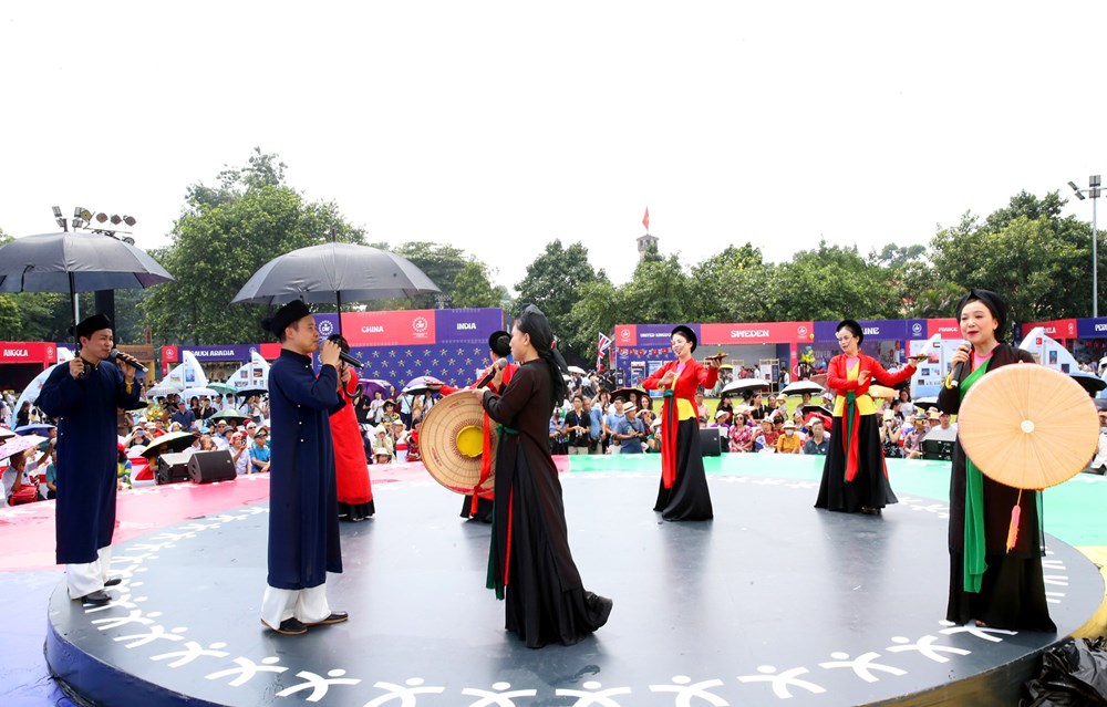 Hà Nội: Phối hợp tổ chức Lễ hội Văn hóa thế giới tại Hà Nội lần thứ hai - ảnh 1