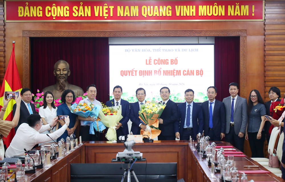 Bộ VHTTDL công bố các quyết định điều động, bổ nhiệm cán bộ - ảnh 9