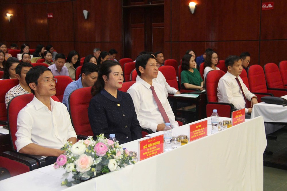 Nâng cao năng lực quản lý các ngành công nghiệp văn hóa cho đội ngũ cán bộ - ảnh 1