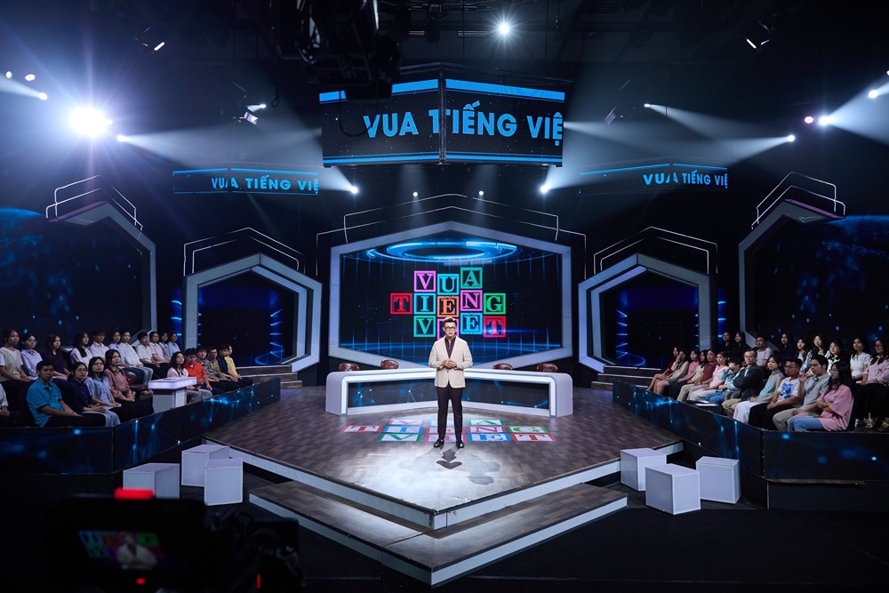 “Vua tiếng Việt” trở lại với người dẫn chương trình mới - ảnh 1