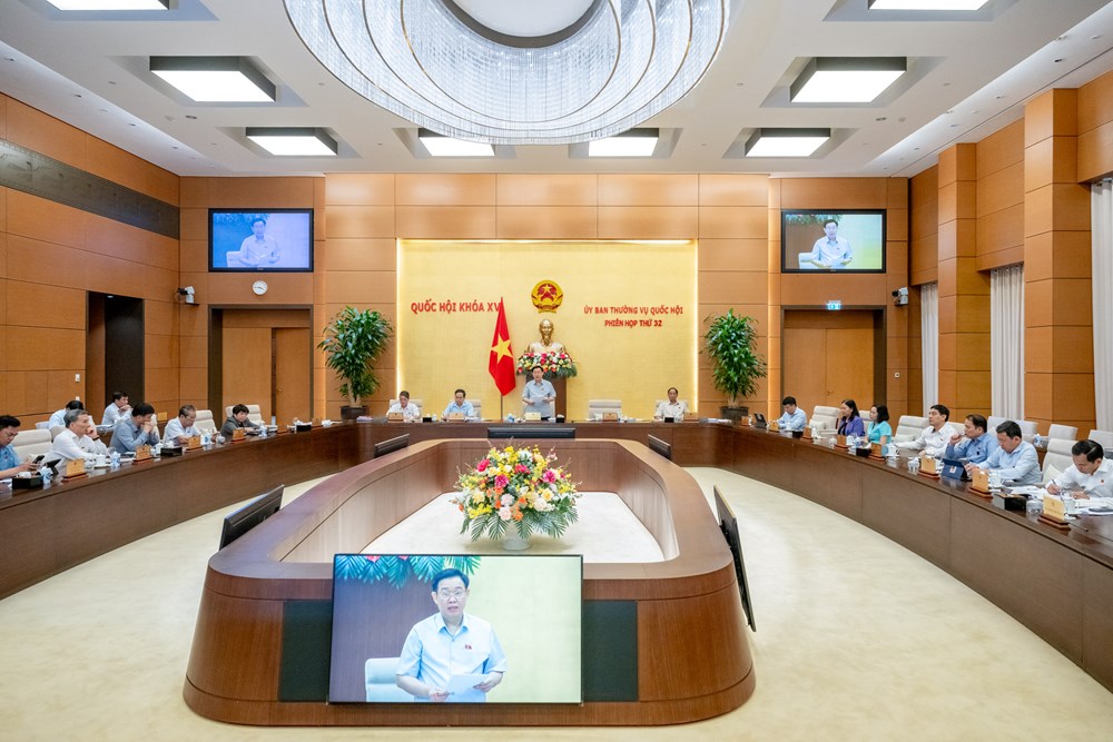 Bế mạc Phiên họp thứ 32 của Ủy ban Thường vụ Quốc hội - ảnh 2