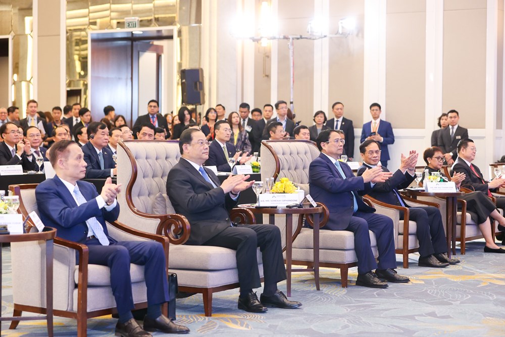 ASEAN đang ở vị thế tốt nhưng cũng đối mặt nhiều thách thức - ảnh 2
