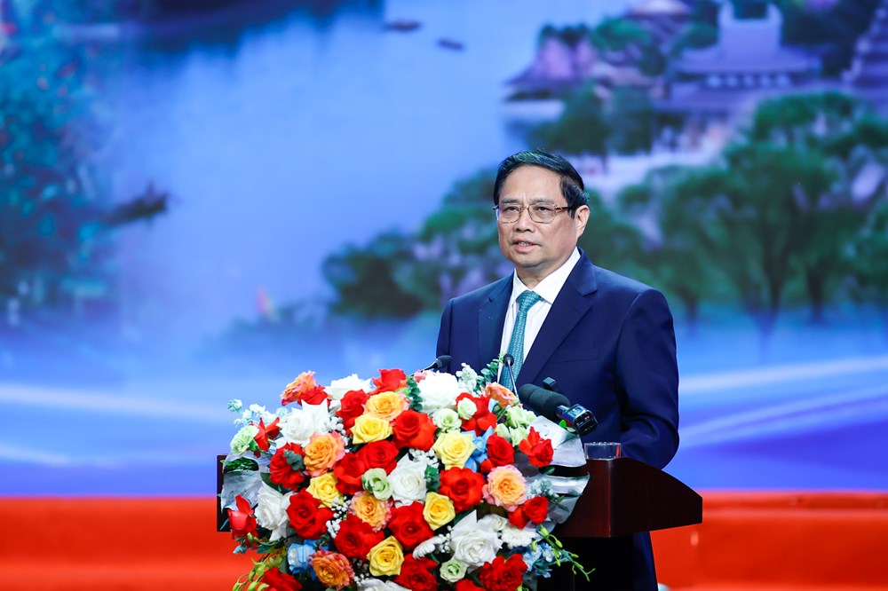 Ninh Bình cần chú trọng xây dựng giá trị thương hiệu di sản, du lịch, phát triển công nghiệp văn hóa - ảnh 1