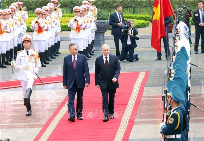 Chủ tịch nước Tô Lâm chủ trì lễ đón chính thức Tổng thống Liên bang Nga - ảnh 1