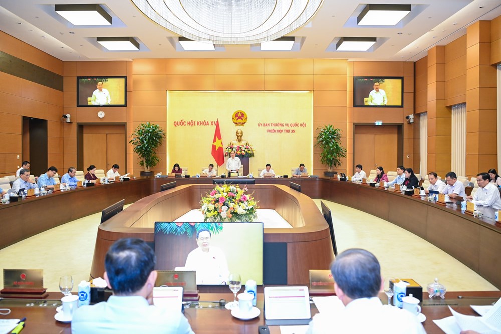 Khai mạc phiên họp thứ 35 của Ủy ban Thường vụ Quốc hội - ảnh 4