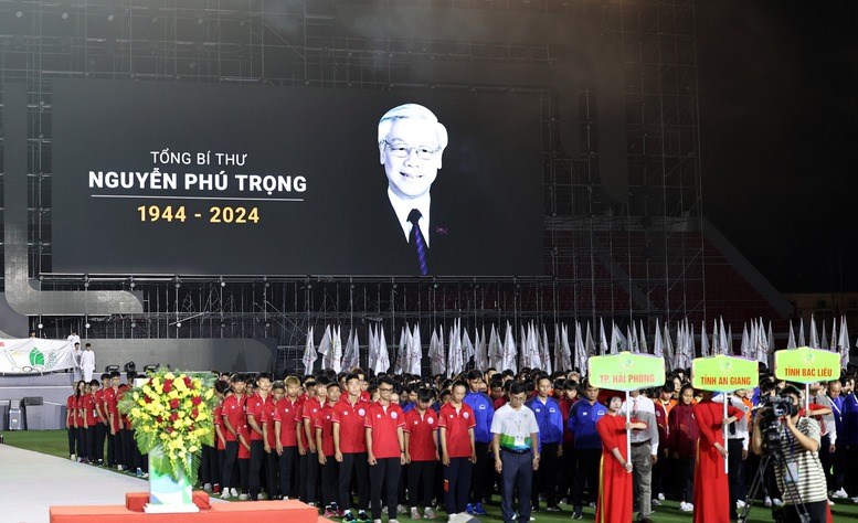 Không mang mong mỏi thành tích của người lớn tạo áp lực cho học sinh - ảnh 2