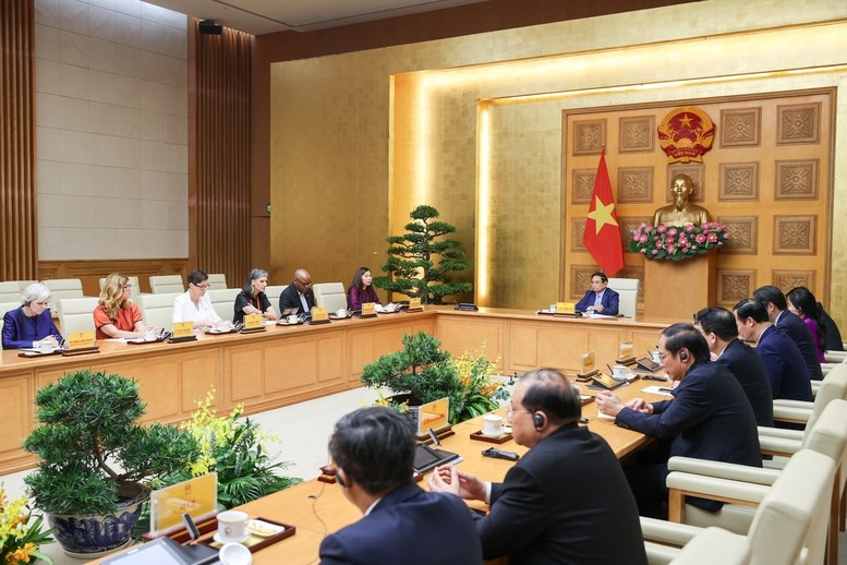Thủ tướng tiếp Điều phối viên Thường trú và các Trưởng đại diện các tổ chức Liên Hợp Quốc tại Việt Nam - ảnh 2