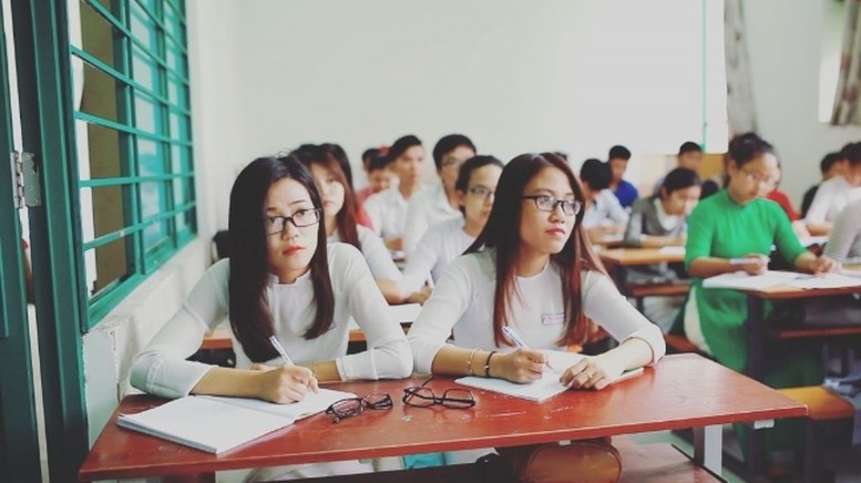 Sửa đổi quy định hỗ trợ đóng học phí, chi phí sinh hoạt với sinh viên sư phạm - ảnh 1