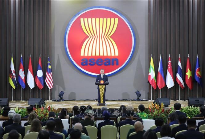 Phát biểu chính sách của Tổng Bí thư Tô Lâm tại Lễ kỷ niệm 30 năm Việt Nam gia nhập ASEAN - ảnh 1