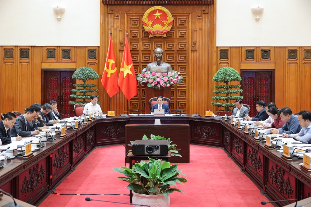 Thủ tướng chủ trì cuộc họp về các dự thảo đề án quan trọng chuẩn bị trình Bộ Chính trị - ảnh 1