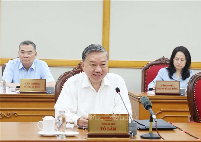 Tổng Bí thư Tô Lâm chủ trì cuộc họp cho ý kiến về tiến độ sắp xếp tổ chức bộ máy và đơn vị hành chính các cấp - ảnh 2