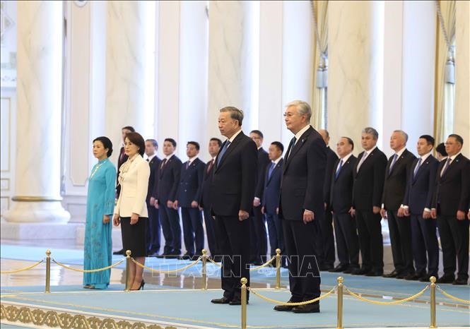 Lễ đón Tổng Bí thư Tô Lâm và phu nhân thăm cấp Nhà nước Cộng hòa Kazakhstan - ảnh 3