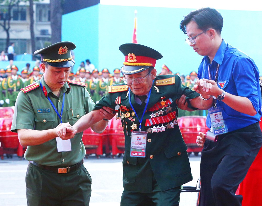 Công an nhân dân 50 mùa Xuân cùng đất nước - ảnh 13