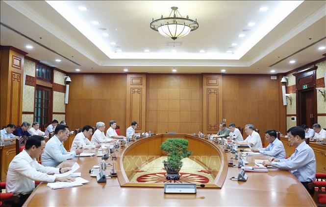 Lấy ý kiến nhân dân về nội dung sửa đổi, bổ sung Hiến pháp năm 2013 đảm bảo đúng tiến độ để trình Quốc hội - ảnh 2
