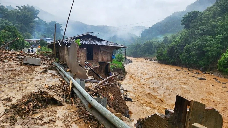 Tập trung ứng phó nguy cơ sạt lở đất, lũ quét, ngập lụt cục bộ ở Bắc Bộ - ảnh 1